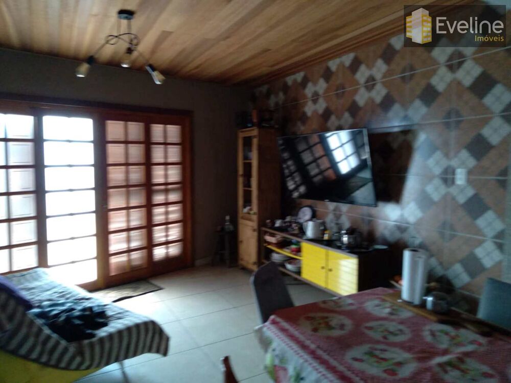 Casa, 3 quartos, 238 m² - Foto 4