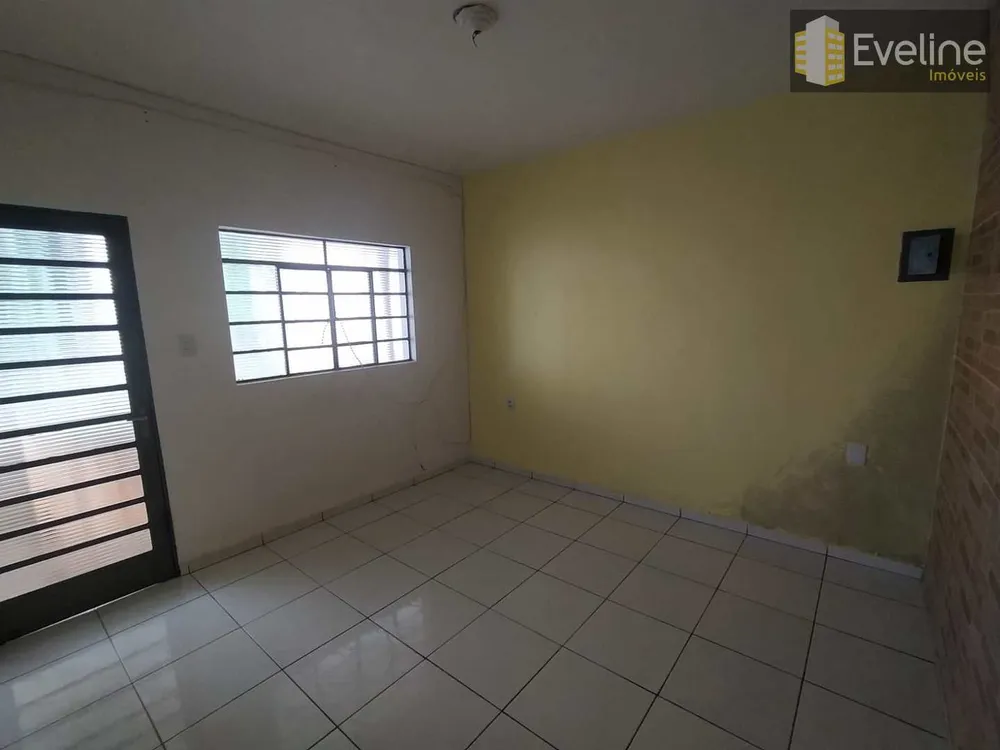 Casa, 3 quartos, 200 m² - Foto 3