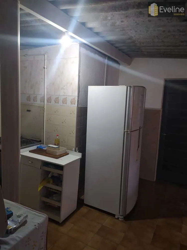 Casa, 3 quartos, 200 m² - Foto 2