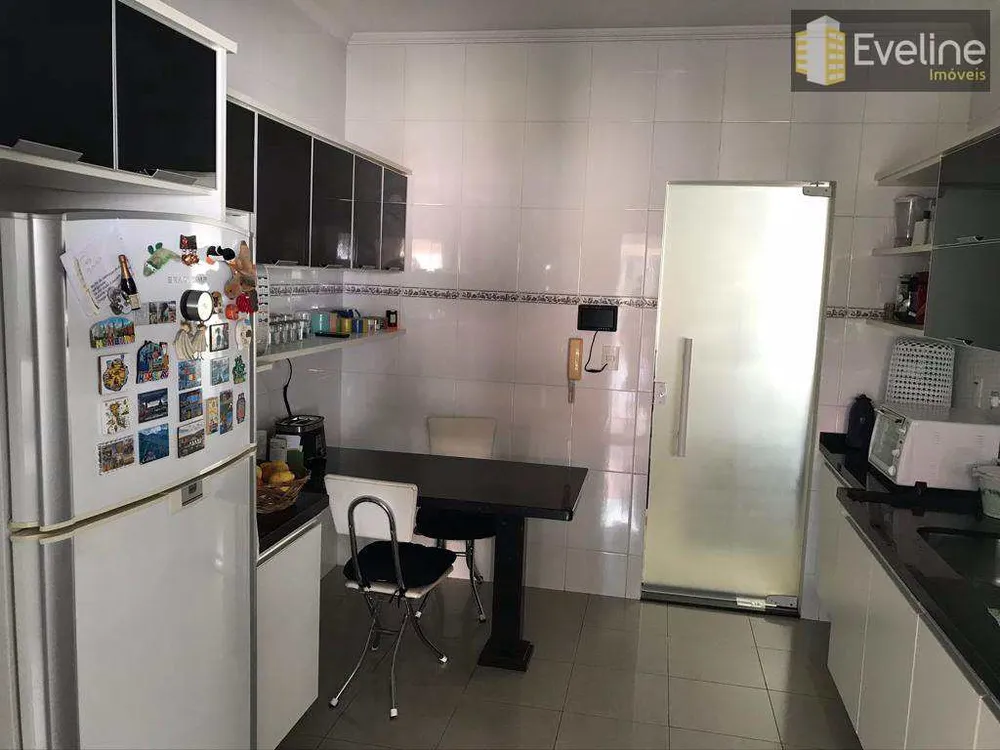 Sobrado, 3 quartos, 223 m² - Foto 3