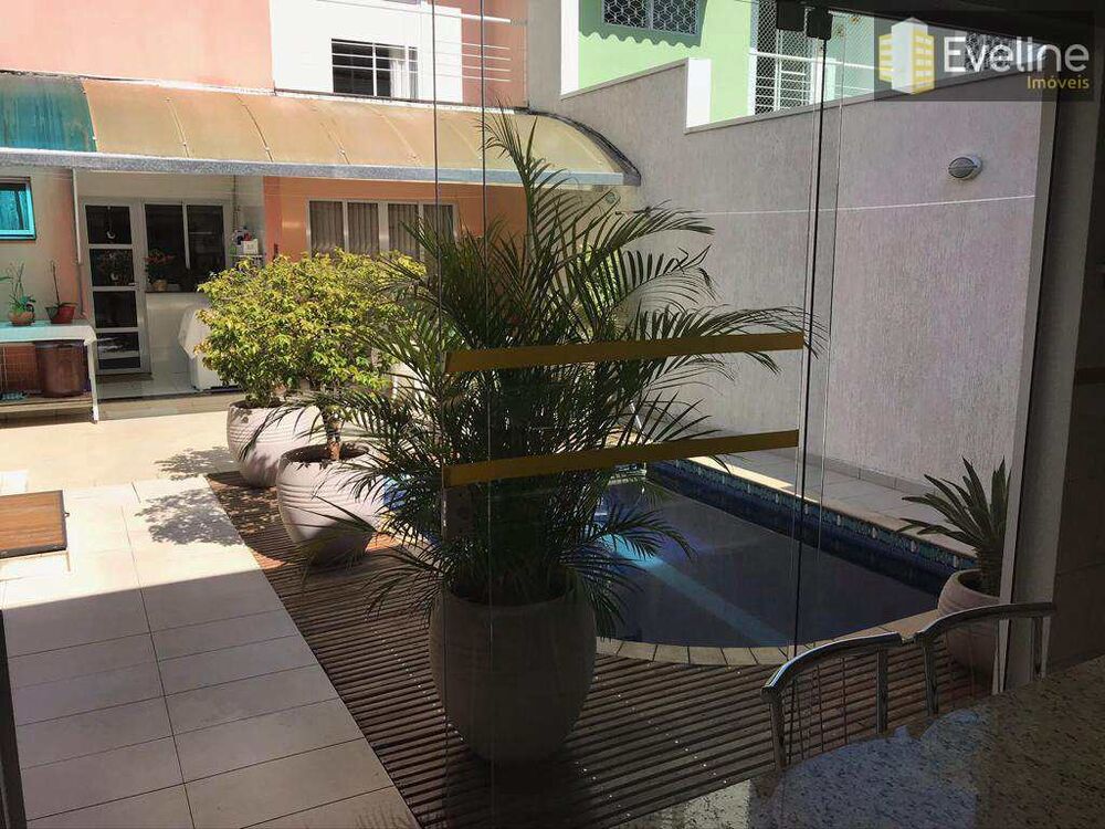 Sobrado, 3 quartos, 223 m² - Foto 3