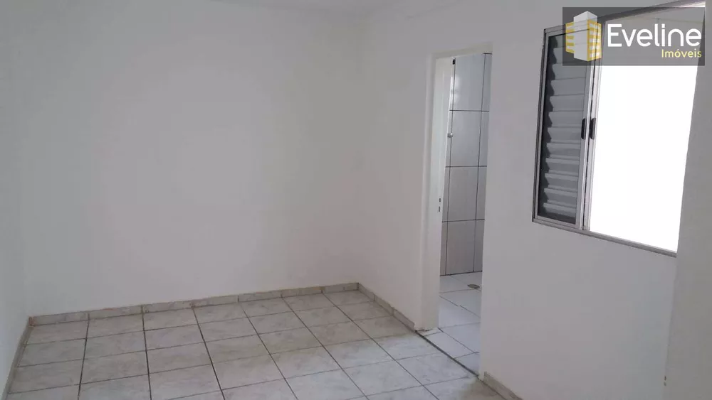 Casa à venda com 11 quartos, 146m² - Foto 4