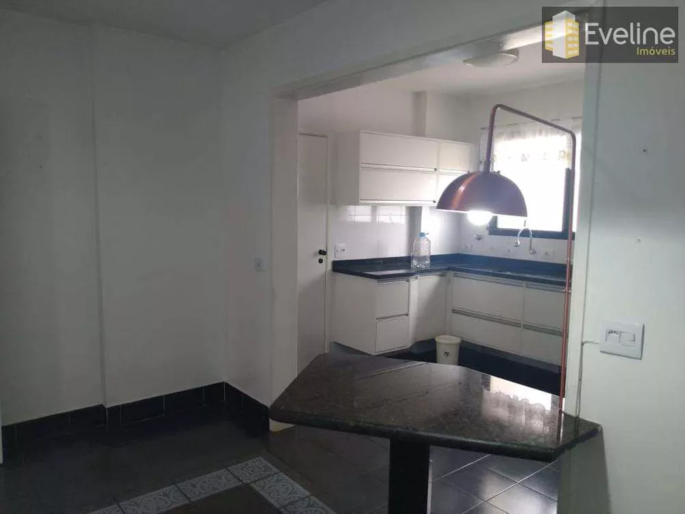 Apartamento à venda com 3 quartos, 210m² - Foto 10