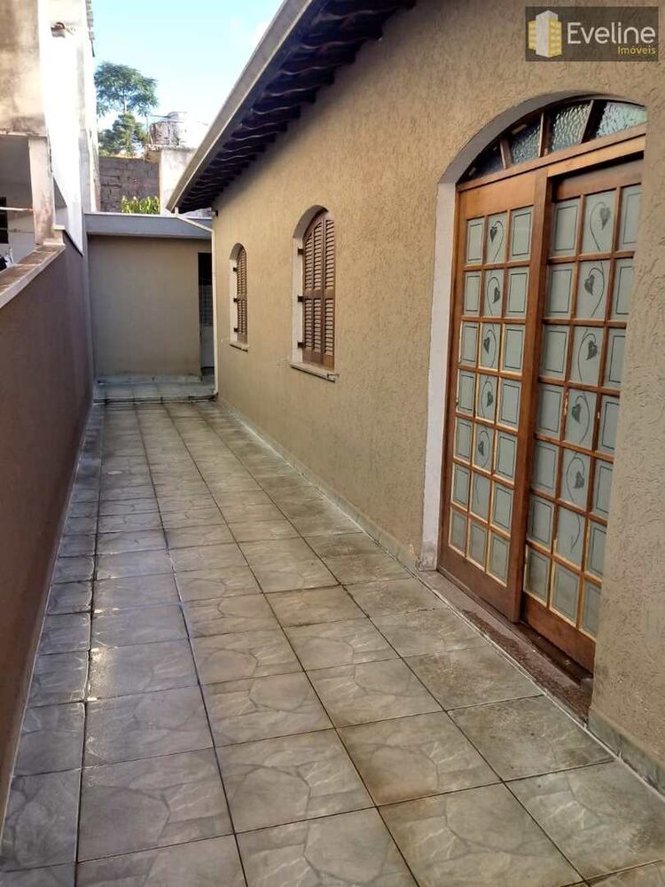 Casa, 3 quartos, 230 m² - Foto 2