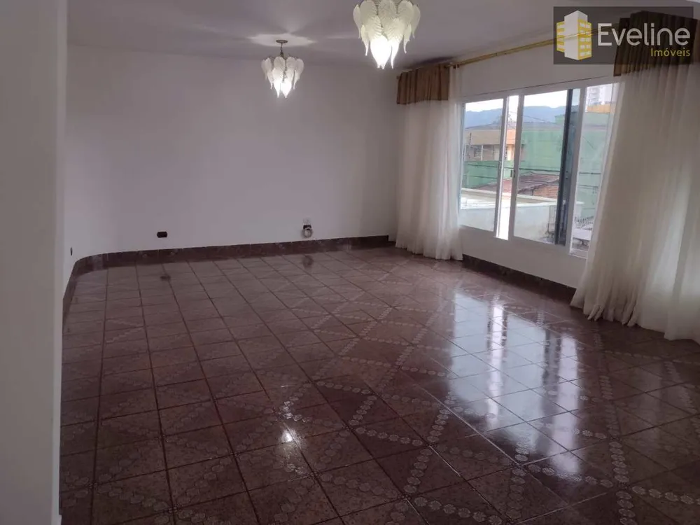 Casa, 3 quartos, 230 m² - Foto 1