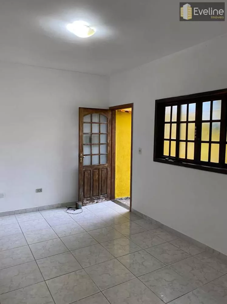 Casa à venda com 2 quartos, 160m² - Foto 3