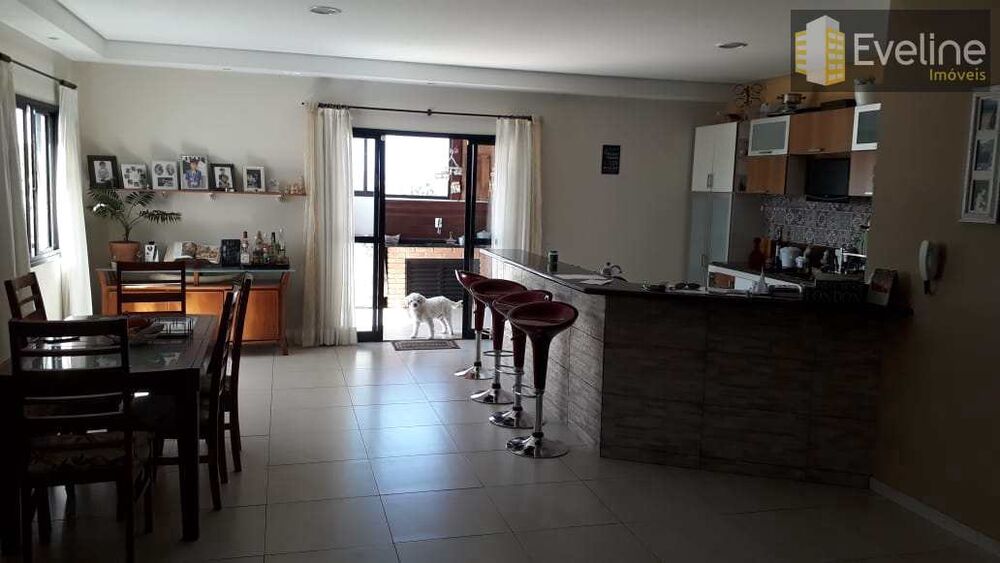 Sobrado, 3 quartos, 300 m² - Foto 1