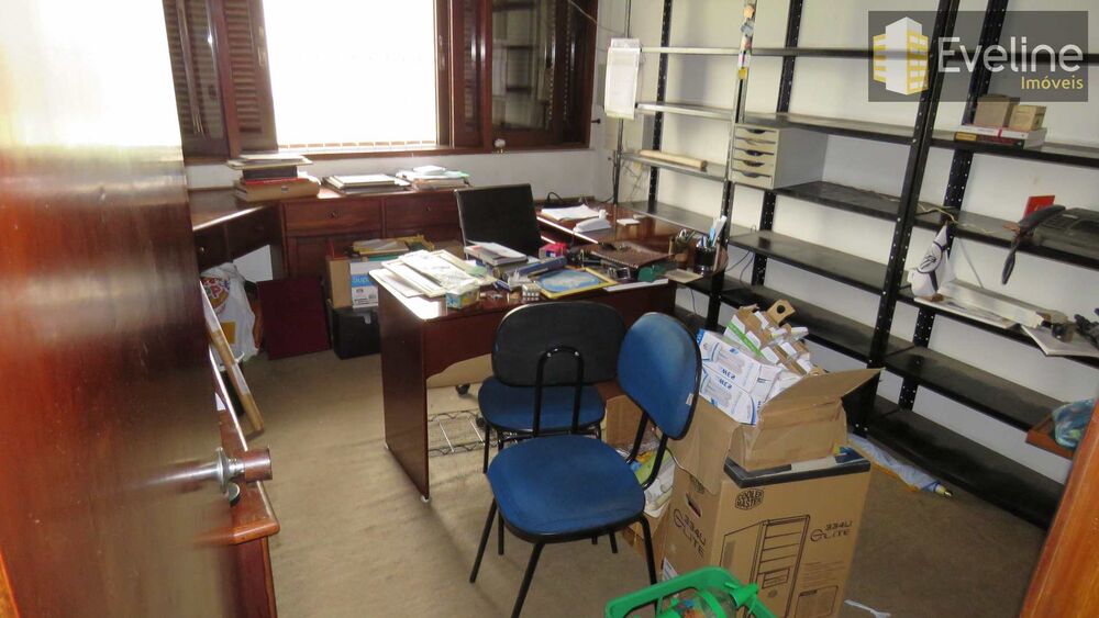 Casa, 4 quartos, 350 m² - Foto 4