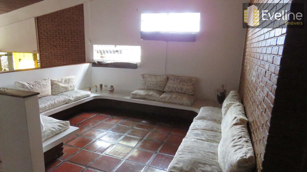 Casa, 4 quartos, 350 m² - Foto 1