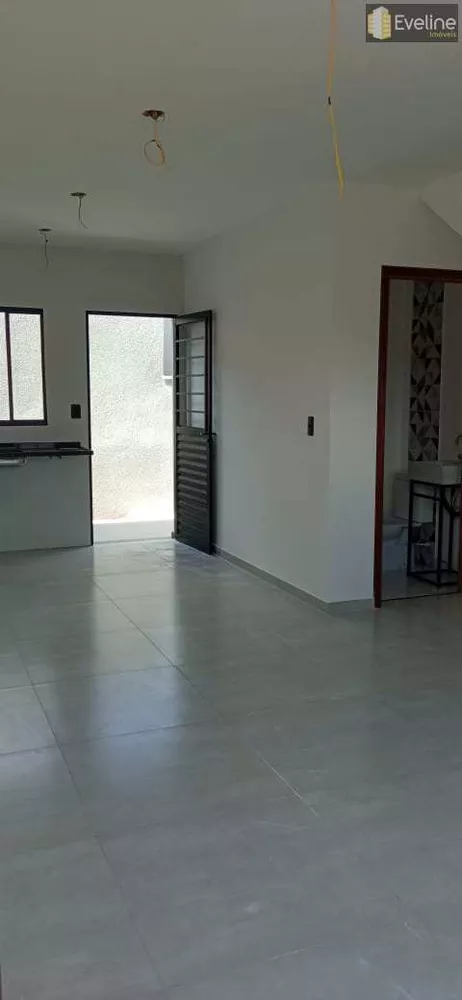 Casa de Condomínio à venda com 2 quartos, 64m² - Foto 3