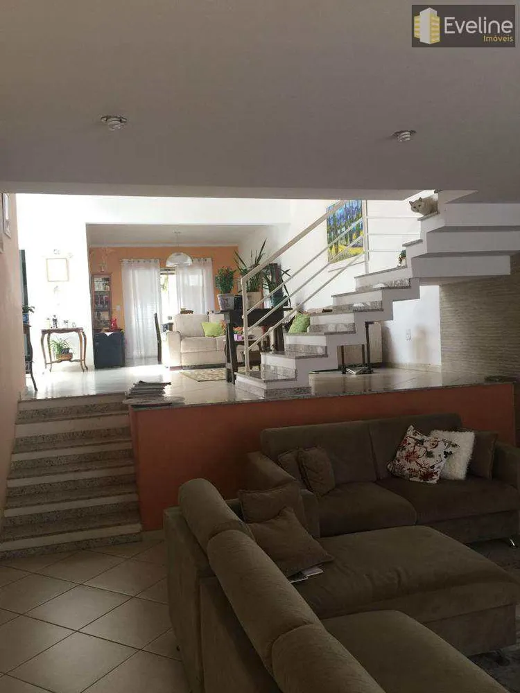Casa, 3 quartos, 280 m² - Foto 2