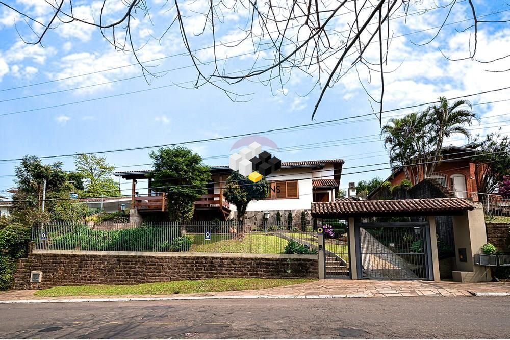 Casa, 3 quartos, 427 m² - Foto 1