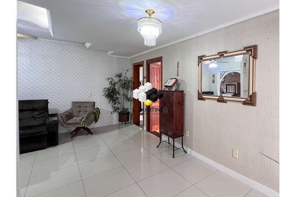 Casa à venda com 3 quartos, 182m² - Foto 8