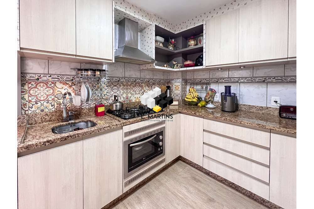 Casa à venda com 3 quartos, 182m² - Foto 9