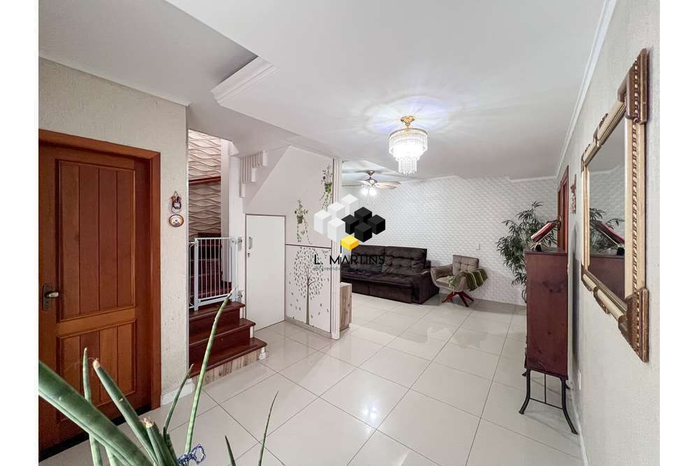 Casa à venda com 3 quartos, 182m² - Foto 5