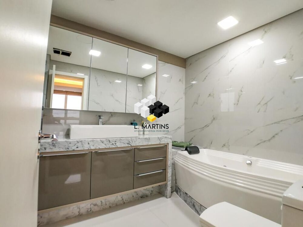 Apartamento, 3 quartos, 167 m² - Foto 2