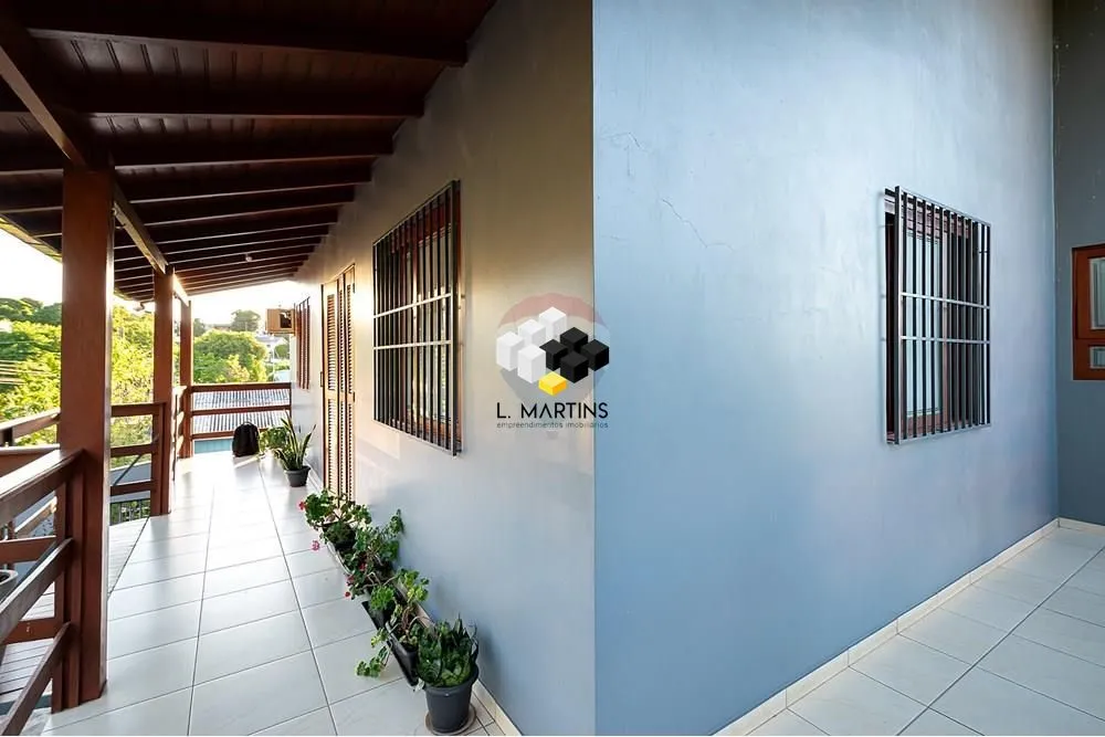 Casa, 3 quartos, 229 m² - Foto 1