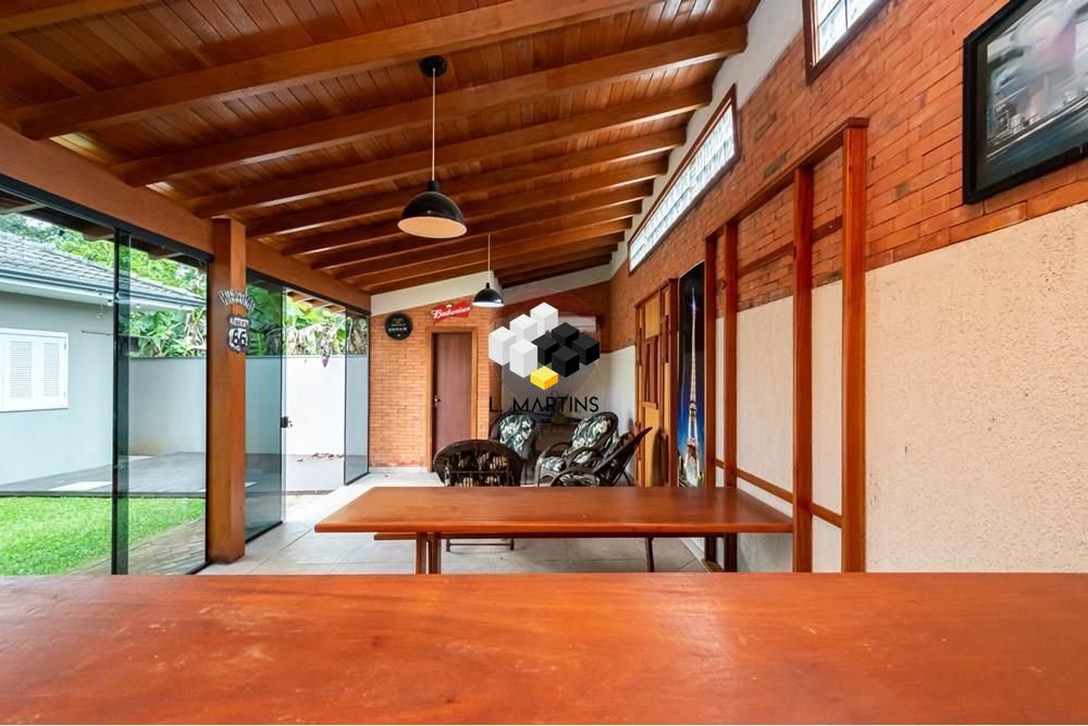 Casa à venda com 3 quartos, 197m² - Foto 14