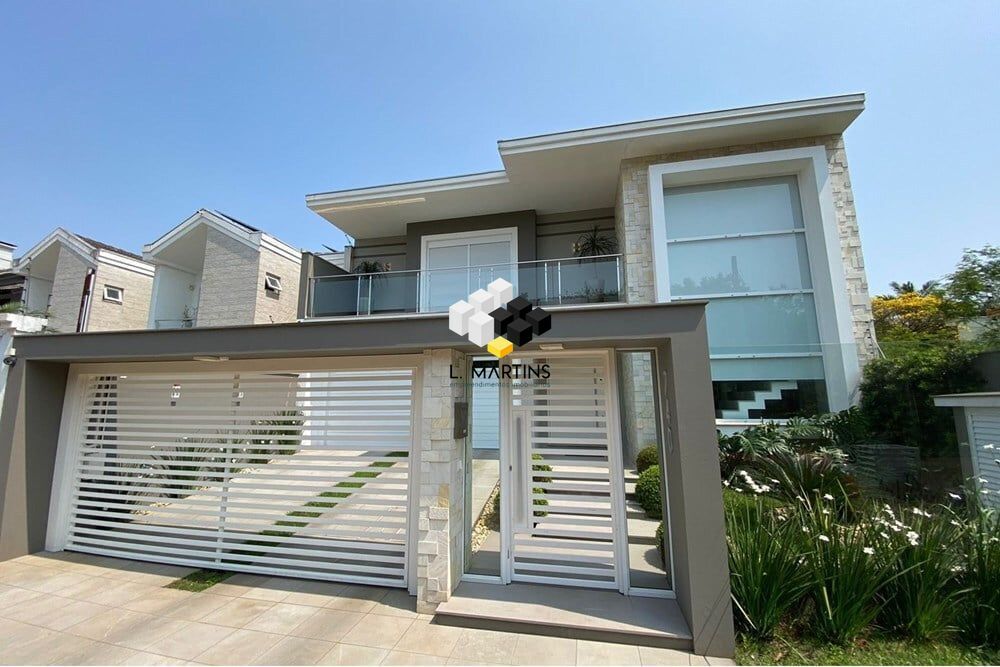 Casa, 3 quartos, 255 m² - Foto 1