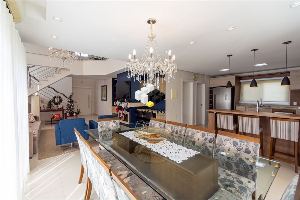 Casa de Condomínio à venda com 4 quartos, 281m² - Foto 1