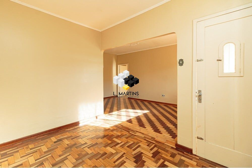 Casa à venda com 3 quartos, 164m² - Foto 1