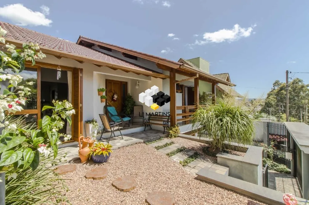 Casa, 3 quartos, 196 m² - Foto 1