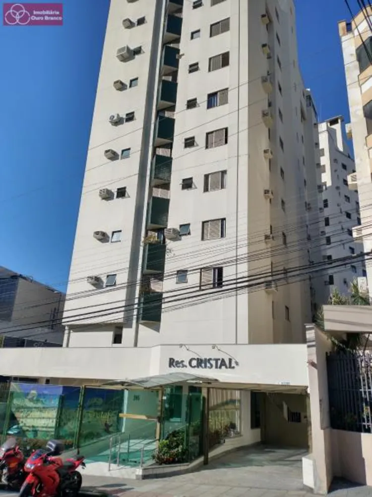 Cobertura, 3 quartos, 222 m² - Foto 1