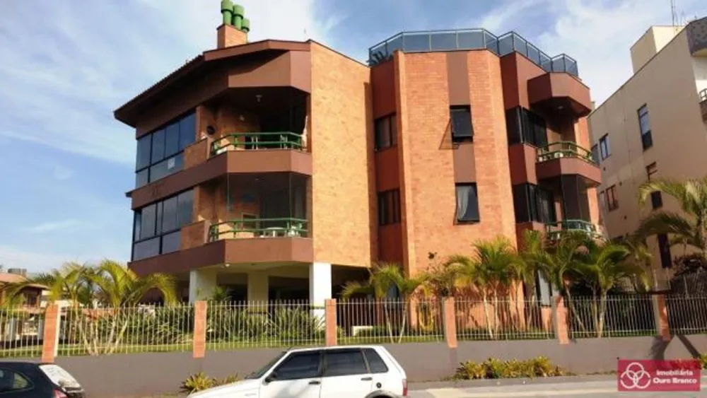 Cobertura, 3 quartos, 317 m² - Foto 1