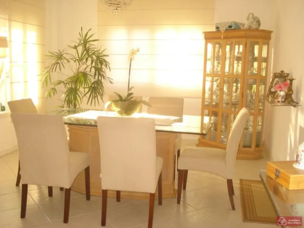 Casa, 3 quartos, 300 m² - Foto 1