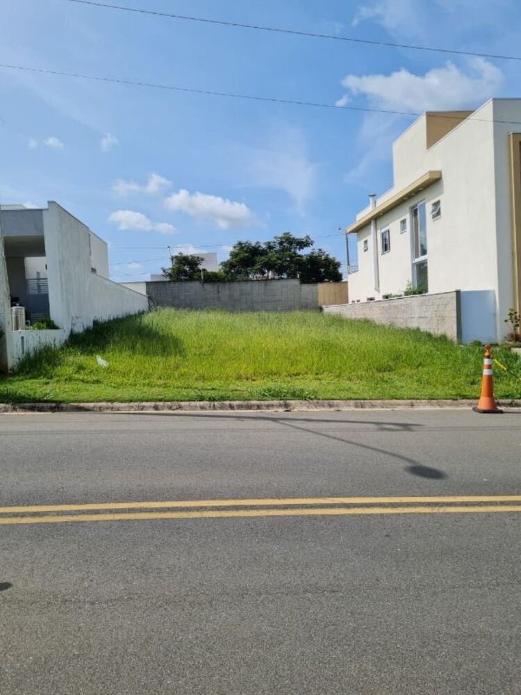 Terreno, 300 m² - Foto 1