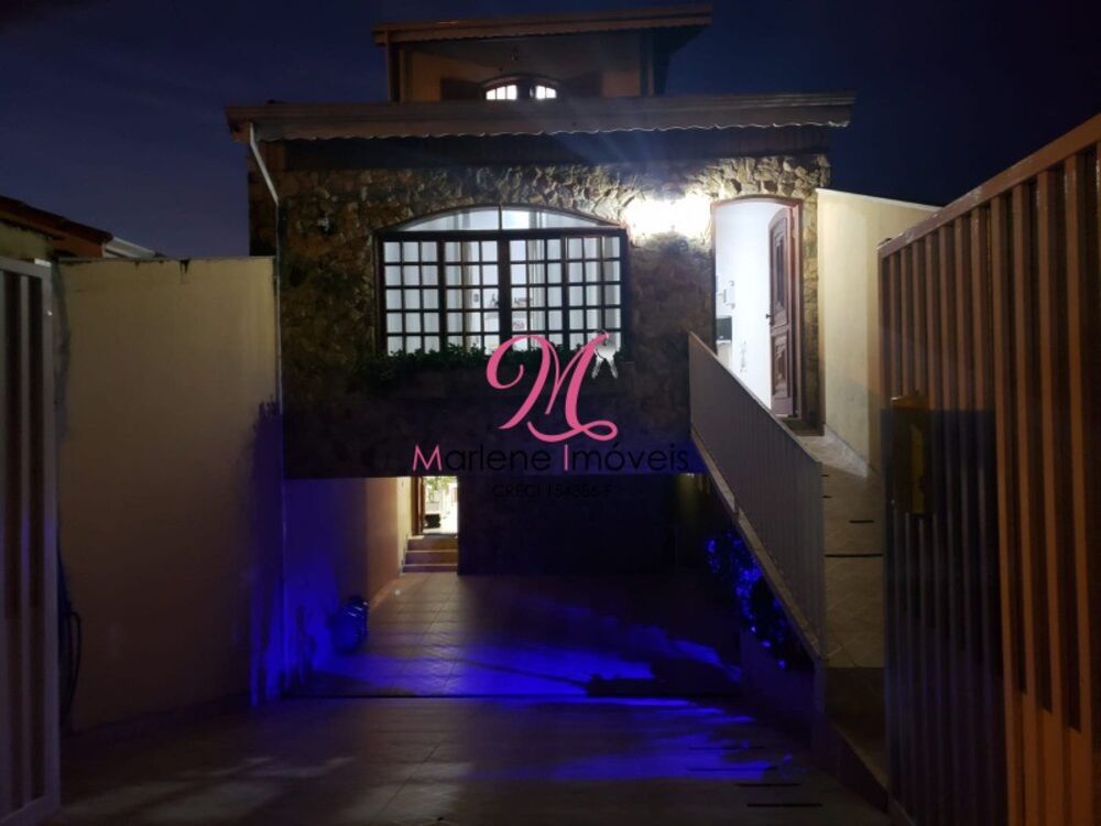 Casa, 3 quartos, 137 m² - Foto 2