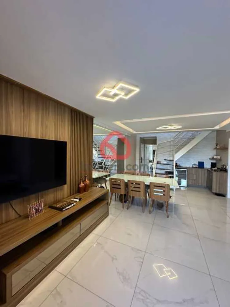 Cobertura, 4 quartos, 245 m² - Foto 15