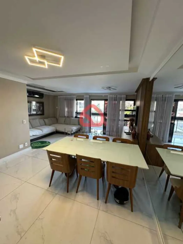 Cobertura, 4 quartos, 245 m² - Foto 1