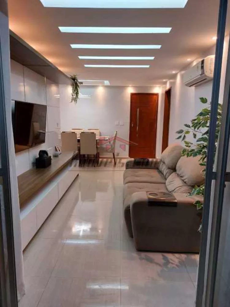 Apartamento à venda com 2 quartos, 80m² - Foto 4