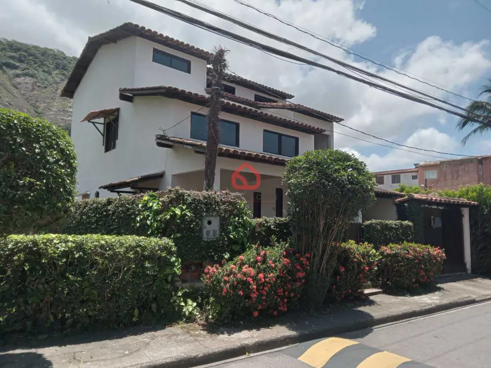 Casa de Condomínio, 4 quartos - Foto 1