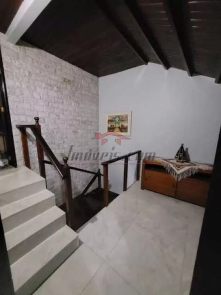 Casa à venda com 3 quartos, 240m² - Foto 6