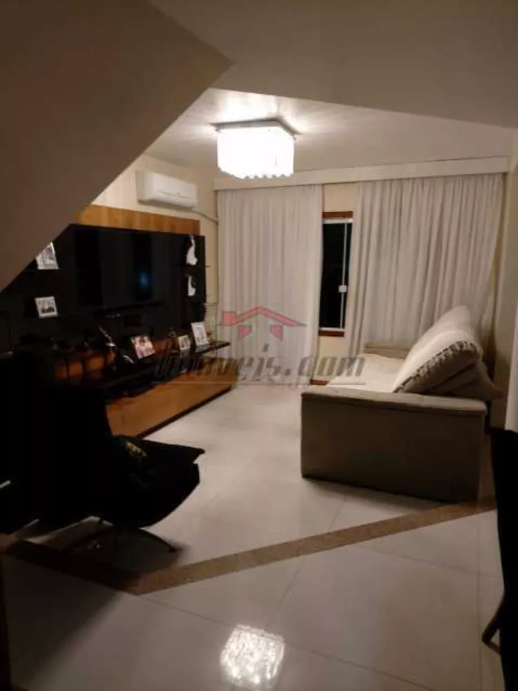 Casa de Condomínio à venda com 4 quartos, 120m² - Foto 4