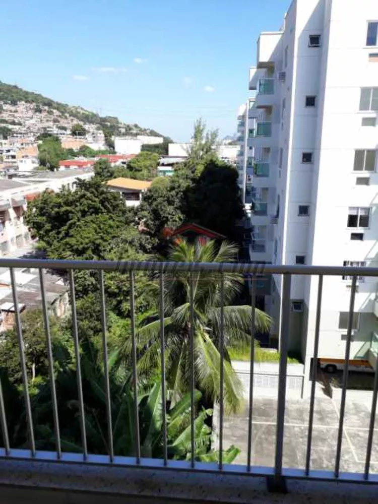 Apartamento à venda com 2 quartos, 56m² - Foto 2