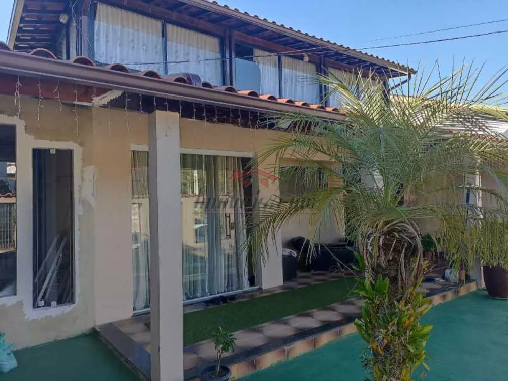 Casa de Condomínio à venda com 3 quartos, 311m² - Foto 1