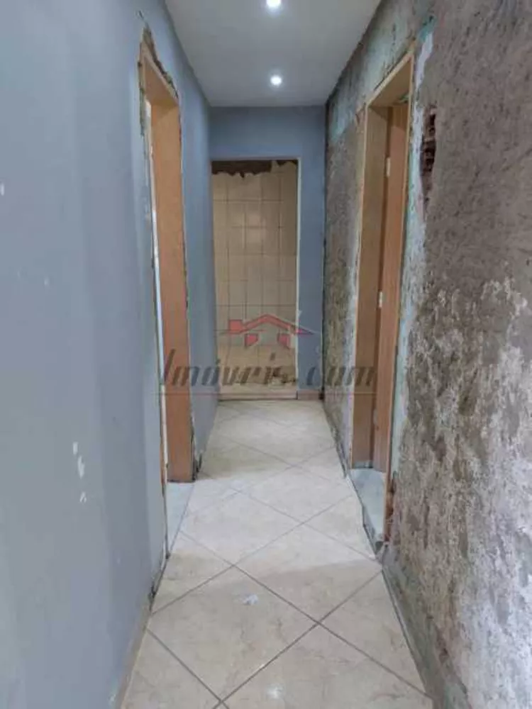 Casa à venda com 3 quartos, 60m² - Foto 4