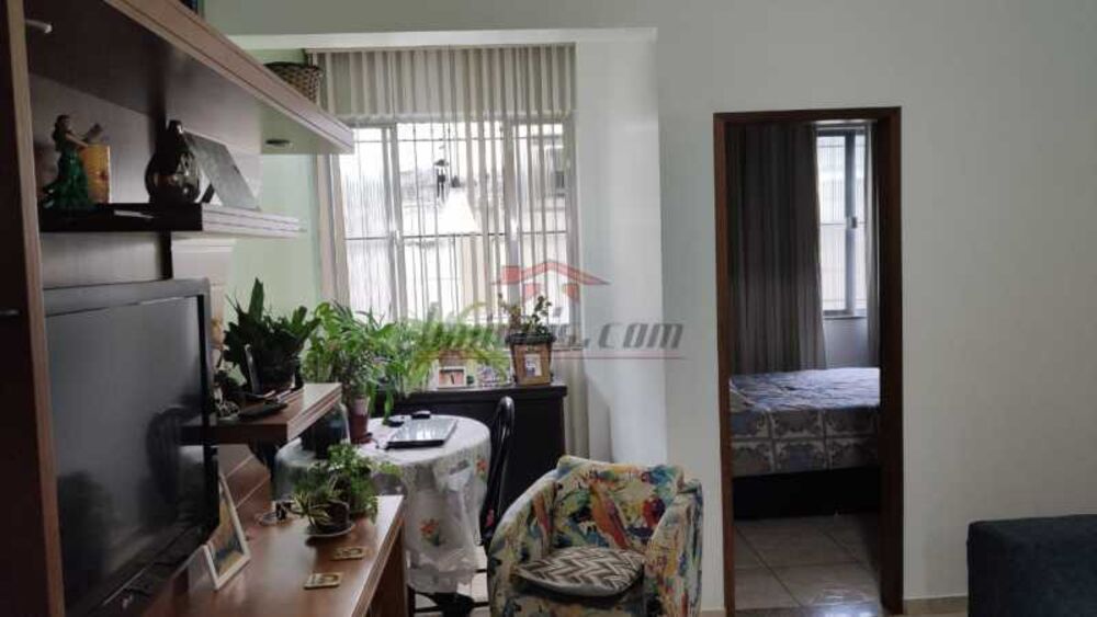 Apartamento à venda com 2 quartos, 64m² - Foto 2