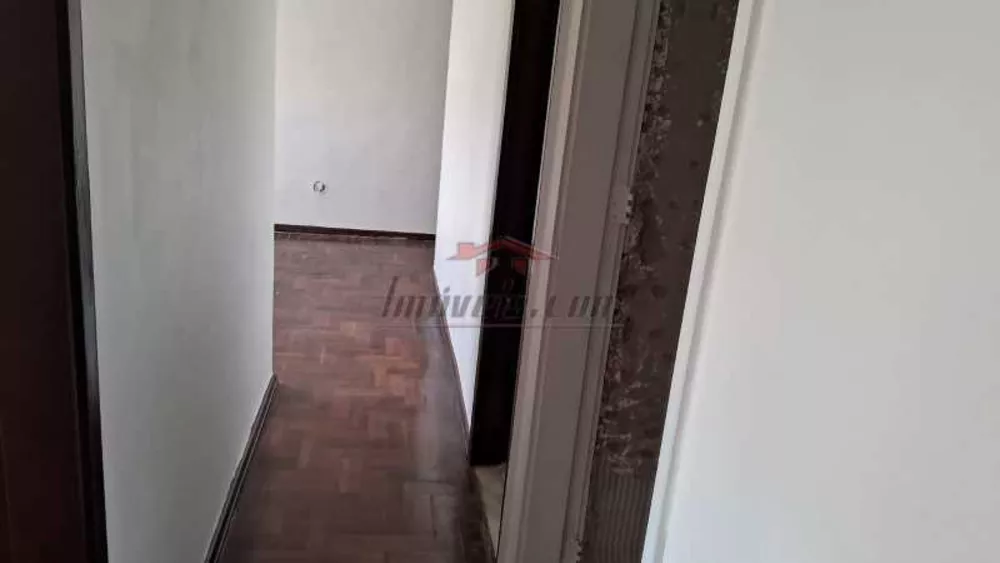 Apartamento à venda com 2 quartos, 60m² - Foto 4