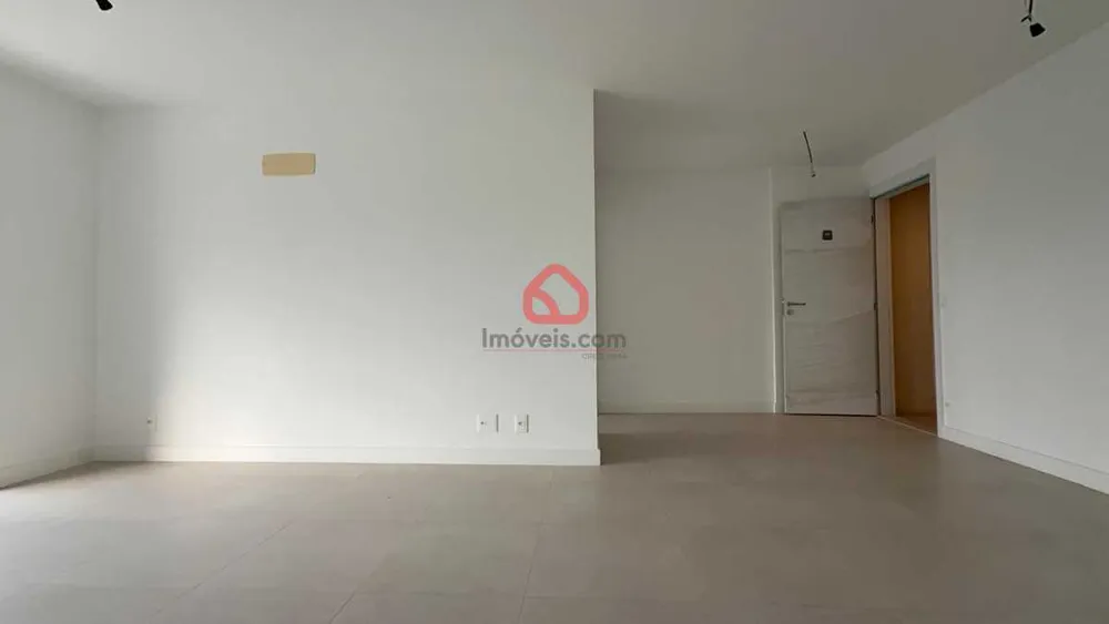 Apartamento, 3 quartos, 120 m² - Foto 8