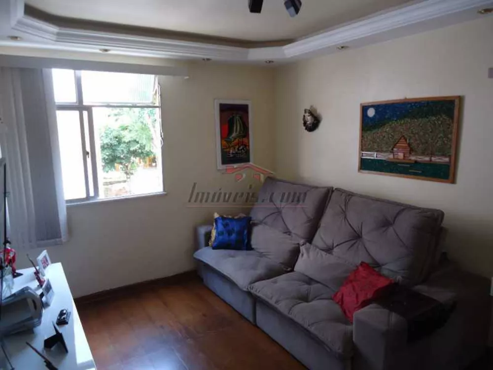 Apartamento à venda com 3 quartos, 75m² - Foto 4