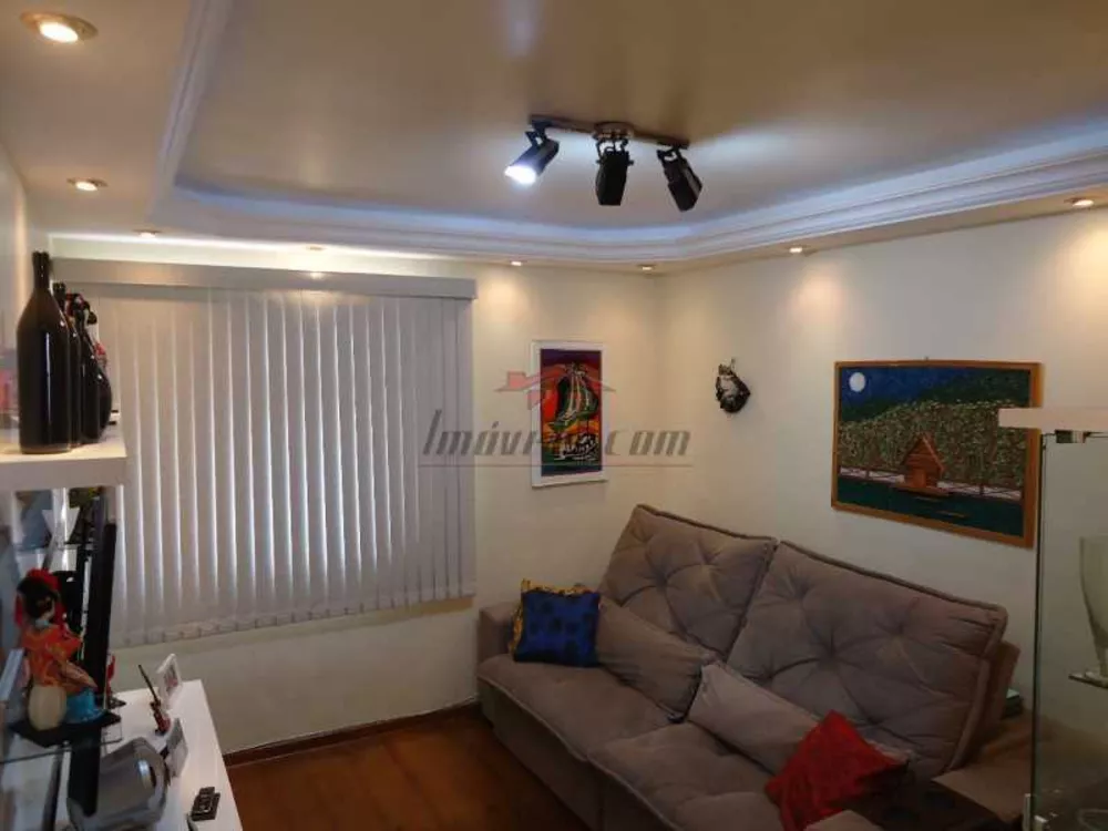 Apartamento à venda com 3 quartos, 75m² - Foto 3