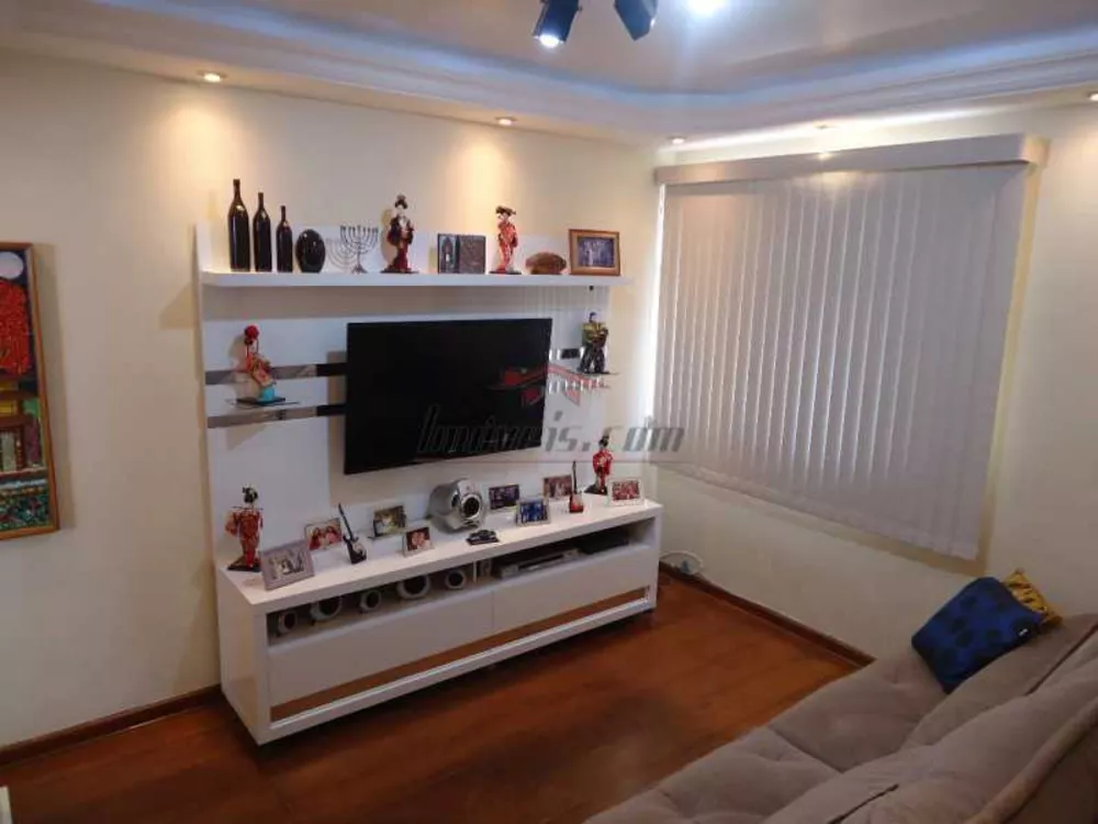 Apartamento à venda com 3 quartos, 75m² - Foto 2