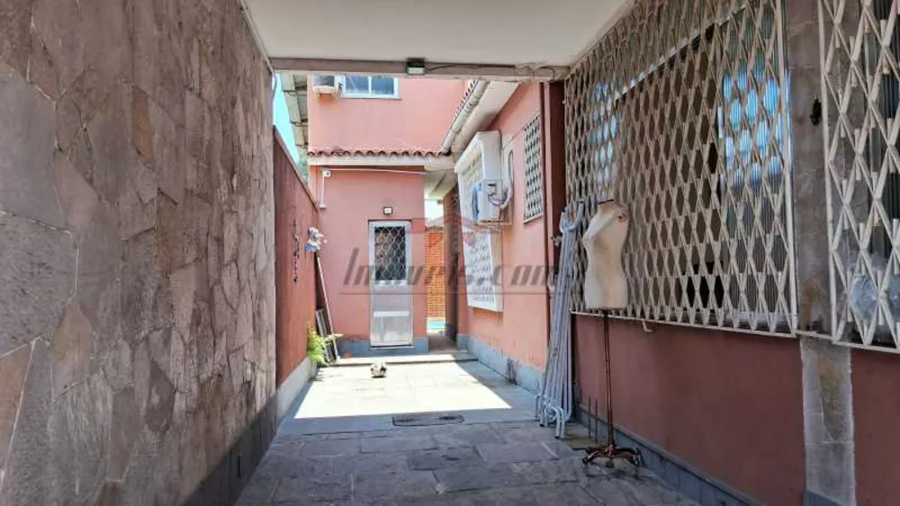 Casa, 4 quartos, 215 m² - Foto 3