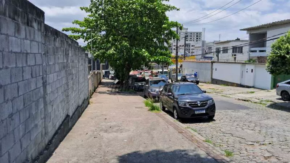 Casa, 4 quartos, 215 m² - Foto 1