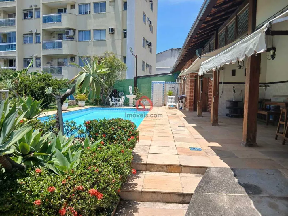 Casa, 5 quartos, 310 m² - Foto 3