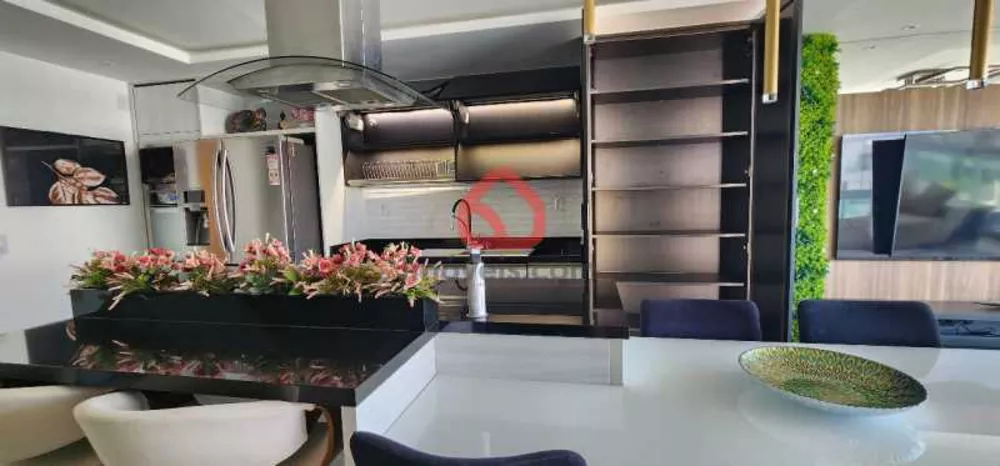 Cobertura, 3 quartos, 145 m² - Foto 2